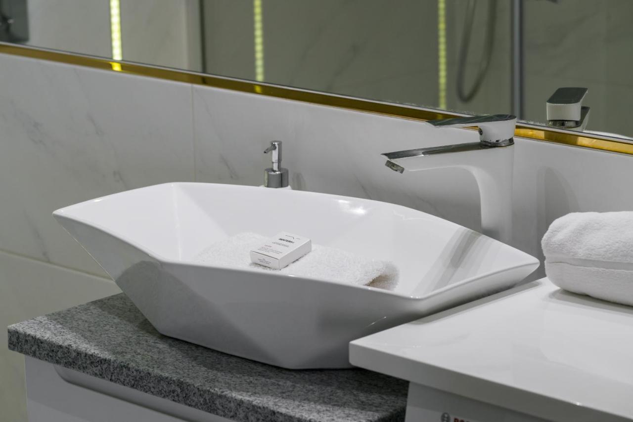 Apartment Rozana Poznan By Noclegi Renters Extérieur photo